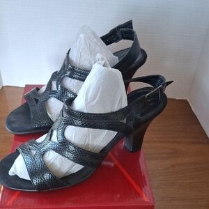 AEROSOLES Black High-Heeled Sandals with Strappy Design